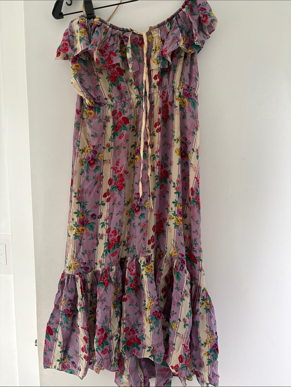 LE Shack vintage Floral Off-Shoulder Ruffle silk Dress in Lavender print